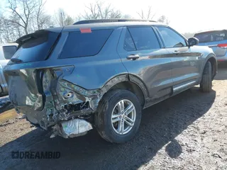 2020 Ford Explorer XLT z VIN 1FMSK8DH0LGA26283, wystawiony jako IAAI lot #41406249 z przebiegiem 85 254 mil mil oraz . Historia ofert i sprzedaży dostępna na DreamBid. Obrazek 4.