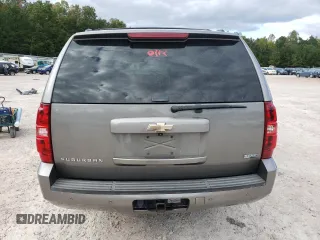 2008 Chevrolet Suburban LT with VIN 1GNFC16038J231941, listed as a Copart auction lot 76061534 with 239,562 mi miles and Salvage Title. Bid and sale history available at carsss.com. Image 6.