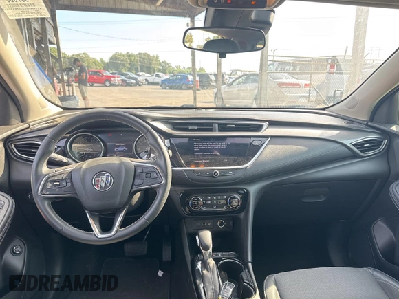 2021 Buick Encore GX Select with VIN KL4MMDS23MB136462, listed as a IAAI auction lot 42729539 with 56,589 mi miles and . Bid and sale history available at DreamBid. Image 3.