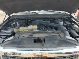 2000 Ford Excursion XLT с VIN 1FMNU41S3YEB85849, выставлен на аукционе Copart как лот 50221845 с пробегом 196 484 миль миль и На запчасти • Non repairable. История ставок и продаж доступна на DreamBid. Изображение 12.