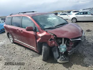 2018 Toyota Sienna LE Auto Access Seat with VIN 5TDKZ3DC1JS908055, listed as a Copart auction lot 53752545 with Not Provided miles and Salvage Title. Bid and sale history available at DreamBid. Image 4.