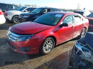 2011 Ford Fusion S with VIN 3FAHP0GA1BR232175, listed as a IAAI auction lot 41864391 with 324,988 mi miles. Bid and sale history available at carsss.com. Image 2.