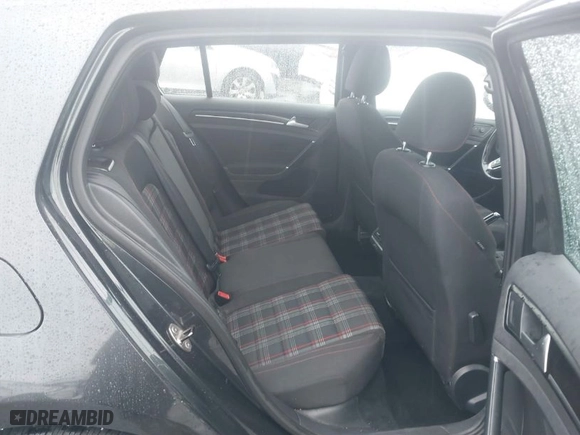 2015 Volkswagen Golf GTI Autobahn with VIN 3VW5T7AU7FM016917, listed as a IAAI auction lot 41566397 with 123,517 mi miles. Bid and sale history available at carsss.com. Image 8.