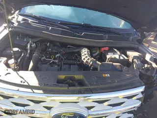 2019 Ford Explorer XLT with VIN 1FM5K7DH5KGB51334, listed as a IAAI auction lot 41436521 with 120,909 mi miles. Bid and sale history available at carsss.com. Image 10.