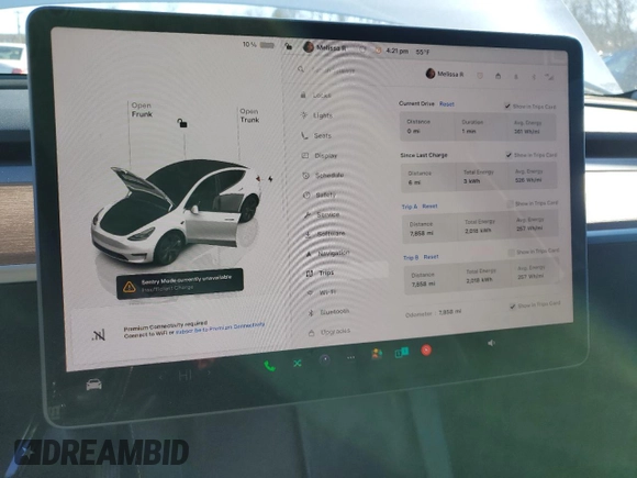2024 Tesla Model Y with VIN 7SAYGDED9RF094494, listed as a Copart auction lot 50298115 with 7,858 mi miles and Salvage Title. Bid and sale history available at DreamBid. Image 9.