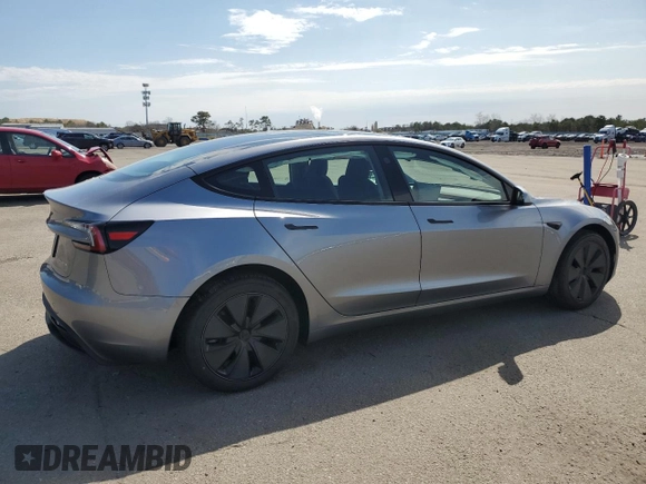 2025 Tesla Model 3 Long Range z VIN 5YJ3E1EBXSF979187, wystawiony jako Copart lot #53171955 z przebiegiem 198 mil mil oraz Szkoda całkowita • Salvage title. Historia ofert i sprzedaży dostępna na DreamBid. Obrazek 3.