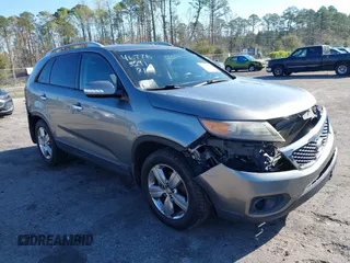 2012 Kia Sorento EX with VIN 5XYKU4A25CG203291, listed as a IAAI auction lot 41769770 with 178,348 mi miles. Bid and sale history available at carsss.com. Image 1.