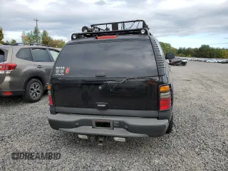 2005 Chevrolet Suburban LS with VIN 3GNFK16Z75G256551, listed as a Copart auction lot 76172014 with 229,260 mi miles and Salvage Title. Bid and sale history available at carsss.com. Image 6.