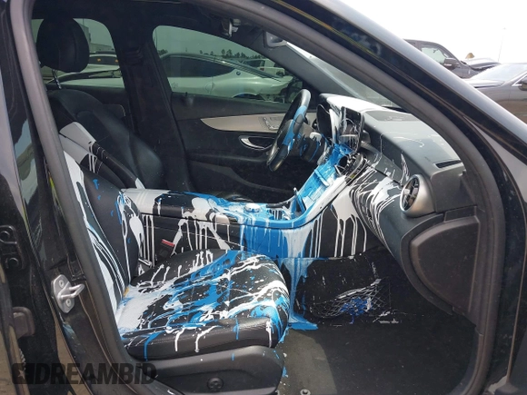 2020 Mercedes-Benz C 300 z VIN 55SWF8DB9LU325172, wystawiony jako IAAI lot #42287443 z przebiegiem 100 261 mil mil oraz . Historia ofert i sprzedaży dostępna na DreamBid. Obrazek 5.