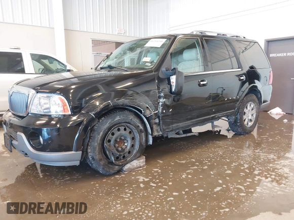 2004 Lincoln Navigator Luxury z VIN 5LMFU28R24LJ32994, wystawiony jako IAAI lot #41264240 z przebiegiem 210 421 mil mil oraz . Historia ofert i sprzedaży dostępna na DreamBid. Obrazek 2.