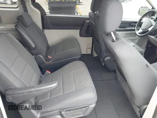 2009 Dodge Grand Caravan SE with VIN 2D8HN44E19R533142, listed as a IAAI auction lot 42277333 with 201,081 mi miles and . Bid and sale history available at DreamBid. Image 8.