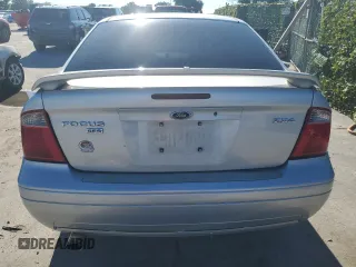 2006 Ford Focus S with VIN 1FAFP34N26W139281, listed as a Copart auction lot 44380565 with 120,860 mi miles and Salvage Title. Bid and sale history available at carsss.com. Image 6.