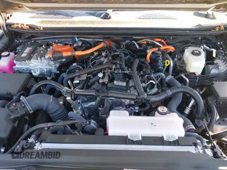 2024 Toyota Land Cruiser z VIN JTEABFAJ3RK001357, wystawiony jako IAAI lot #41206628 z przebiegiem 7060 mil mil oraz . Historia ofert i sprzedaży dostępna na DreamBid. Obrazek 10.