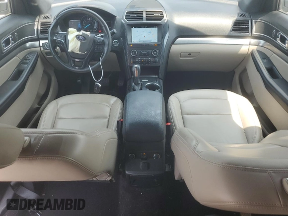 2019 Ford Explorer XLT с VIN 1FM5K7D81KGA85901, выставлен на аукционе Copart как лот 60376215 с пробегом 43 573 миль миль и Списание • Salvage title. История ставок и продаж доступна на DreamBid. Изображение 8.