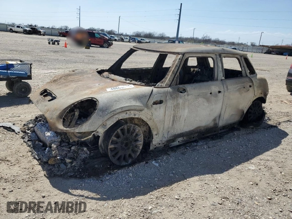2017 MINI Hardtop 4 Door Cooper S z VIN WMWXU3C3XH2B64463, wystawiony jako Copart lot #48665685 z przebiegiem Nie podano mil oraz Nie do naprawy. Historia ofert i sprzedaży dostępna na DreamBid. Obrazek 1.