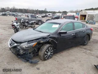 2016 Nissan Altima 2.5 SR with VIN 1N4AL3AP8GN307380, listed as a IAAI auction lot 41396727 with 154,952 mi miles. Bid and sale history available at carsss.com. Image 16.