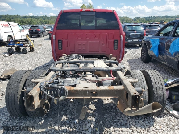 2018 Chevrolet Silverado 3500HD High Country with VIN 1GC4K1EY3JF233580, listed as a Copart auction lot 69931894 with 0 mi miles and Salvage Title. Bid and sale history available at carsss.com. Image 6.