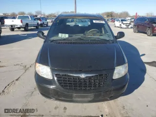 2001 Chrysler Voyager with VIN 1C4GJ25B31B211779, listed as a Copart auction lot 84734614 with 167,857 mi miles and Salvage Title. Bid and sale history available at carsss.com. Image 5.