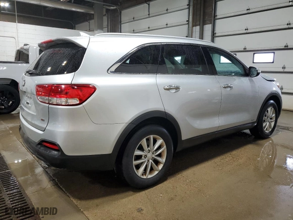 2017 Kia Sorento LX with VIN 5XYPGDA32HG282268, listed as a Copart auction lot 50312365 with 81,017 mi miles and Salvage Title. Bid and sale history available at carsss.com. Image 3.