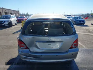 2006 Mercedes-Benz R-Class 3.5L with VIN 4JGCB65E46A032480, listed as a IAAI auction lot 41265070 with 149,961 mi miles. Bid and sale history available at carsss.com. Image 17.
