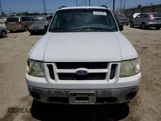 2001 Ford Explorer Sport Trac with VIN 1FMZU67E21UB28312, listed as a Copart auction lot 61501605 with 206,299 mi miles and Clean title. Bid and sale history available at DreamBid. Image 5.