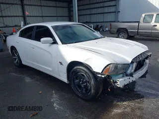 2014 Dodge Charger Police with VIN 2C3CDXAT3EH198941, listed as a IAAI auction lot 41737572 with 210,814 mi miles. Bid and sale history available at carsss.com. Image 1.