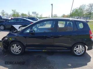 2007 Honda Fit Sport with VIN JHMGD37677S027417, listed as a IAAI auction lot 42155718 with 262,609 mi miles and . Bid and sale history available at DreamBid. Image 14.