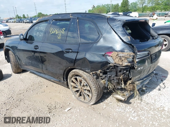 2022 BMW X5 xDrive40i with VIN 5UXCR6C01N9K28396, listed as a IAAI auction lot 42242778 with 43,350 mi miles and . Bid and sale history available at DreamBid. Image 3.