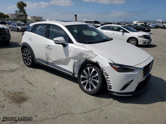 2019 Mazda CX-3 Grand Touring with VIN JM1DKDD76K0436980, listed as a Copart auction lot 53520105 with 33,947 mi miles and Salvage Title. Bid and sale history available at carsss.com. Image 4.