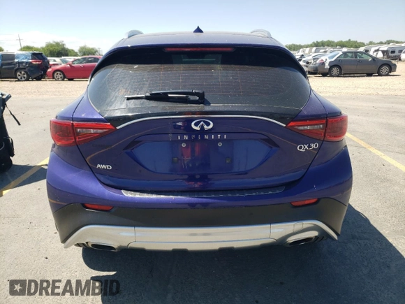 2017 Infiniti QX30 Premium with VIN SJKCH5CR6HA026036, listed as a Copart auction lot 60285085 with 46,777 mi miles and Salvage title. Bid and sale history available at DreamBid. Image 6.