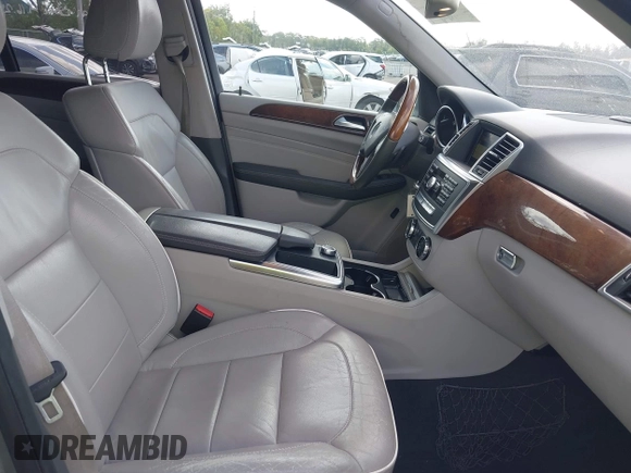 2012 Mercedes-Benz M ML 350 with VIN 4JGDA5HBXCA068916, listed as a IAAI auction lot 42096508 with 69,881 mi miles and . Bid and sale history available at carsss.com. Image 5.