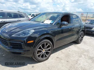 2019 Porsche Cayenne z VIN WP1AA2AY3KDA03664, wystawiony jako IAAI lot #42210870 z przebiegiem 66 296 mil mil oraz . Historia ofert i sprzedaży dostępna na DreamBid. Obrazek 2.