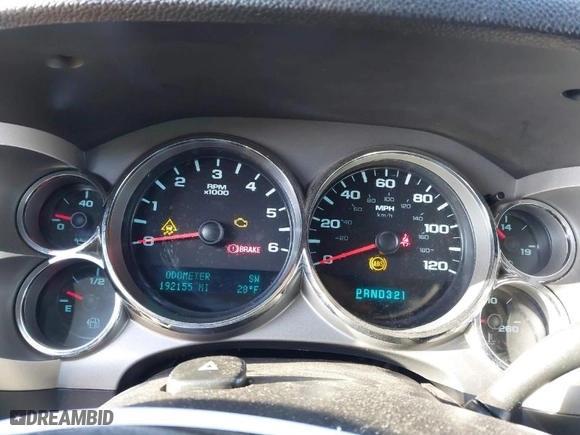 2010 Chevrolet Silverado 1500 LT with VIN 3GCRKSEA6AG173307, listed as a IAAI auction lot 41389967 with 192,155 mi miles. Bid and sale history available at carsss.com. Image 7.