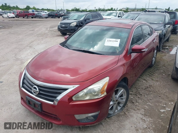 2015 Nissan Altima SV with VIN 1N4AL3AP1FC486873, listed as a IAAI auction lot 42032286 with 116,618 mi miles and . Bid and sale history available at carsss.com. Image 2.