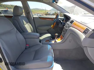 2005 Lexus ES 350 z VIN JTHBA30G155066473, wystawiony jako IAAI lot #42312214 z przebiegiem 163 569 mil mil oraz . Historia ofert i sprzedaży dostępna na DreamBid. Obrazek 5.