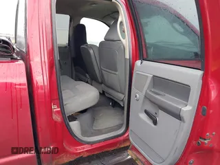 2007 Dodge 1500 SLT with VIN 1D7HU18217S189166, listed as a IAAI auction lot 42168002 with 264,304 mi miles. Bid and sale history available at carsss.com. Image 8.
