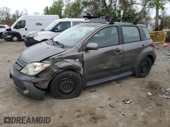 2004 Scion xA with VIN JTKKT624240073338, listed as a Copart auction lot 53892895 with 133,409 mi miles and Salvage Title. Bid and sale history available at DreamBid. Image 1.