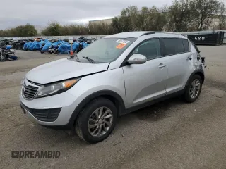 2013 Kia Sportage LX with VIN KNDPB3A23D7357308, listed as a Copart auction lot 49147235 with 0 mi miles and Salvage Title. Bid and sale history available at carsss.com. Image 1.