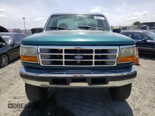 1997 Ford F-250 z VIN 1FTHF26GXVEA77924, wystawiony jako Copart lot #50804313 z przebiegiem 191 956 mil mil oraz Nie do naprawy • Non repairable. Historia ofert i sprzedaży dostępna na DreamBid. Obrazek 5.
