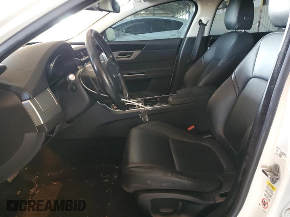 2017 Jaguar XF 35t Premium with VIN SAJBD4BV8HCY38074, listed as a Copart auction lot 79563244 with 89,873 mi miles and Clean Title. Bid and sale history available at carsss.com. Image 7.