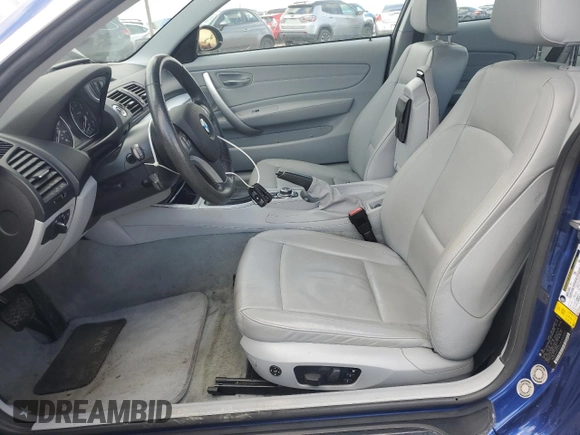 2009 BMW 1 Series 128i with VIN WBAUP93529VF49255, listed as a Copart auction lot 51100045 with 153,841 mi miles and Clean title. Bid and sale history available at DreamBid. Image 7.