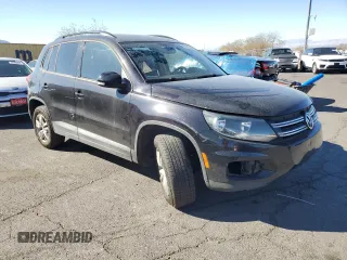 2015 Volkswagen Tiguan S with VIN WVGAV7AX1FW584775, listed as a Copart auction lot 49475445 with 124,972 mi miles and Clean Title. Bid and sale history available at DreamBid. Image 4.