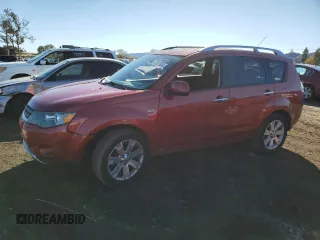 2008 Mitsubishi Outlander SE z VIN JA4LS31W58Z014313, wystawiony jako Copart lot #82807804 z przebiegiem 151 028 mil mil oraz Szkoda całkowita • Salvage title. Historia ofert i sprzedaży dostępna na DreamBid. Obrazek 1.