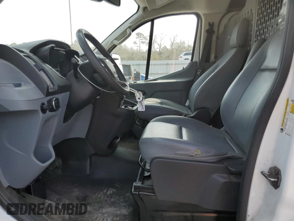 2019 Ford Transit z VIN 1FTYR1ZM4KKA53814, wystawiony jako Copart lot #44163515 z przebiegiem 137 324 mil mil oraz Szkoda całkowita • Salvage title. Historia ofert i sprzedaży dostępna na DreamBid. Obrazek 7.