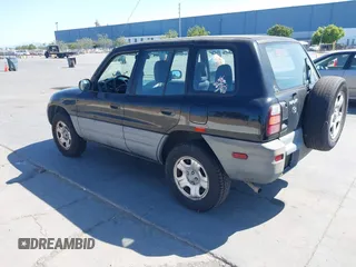 1999 Toyota RAV4 with VIN JT3GP10V6X7061242, listed as a IAAI auction lot 42639695 with 338,937 mi miles and . Bid and sale history available at DreamBid. Image 3.