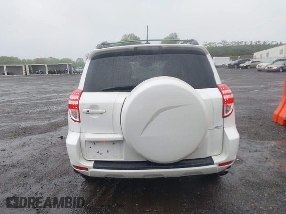 2012 Toyota RAV4 Limited z VIN 2T3DF4DV3CW245193, wystawiony jako IAAI lot #42233074 z przebiegiem 121 522 mil mil oraz . Historia ofert i sprzedaży dostępna na DreamBid. Obrazek 16.