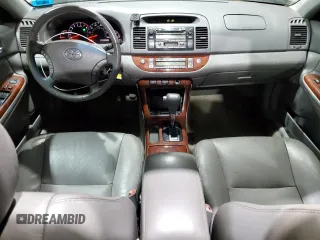 2005 Toyota Camry LE with VIN 4T1BE30K85U994793, listed as a Copart auction lot 61396685 with 202,733 mi miles and Clean title. Bid and sale history available at DreamBid. Image 8.