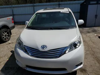 2011 Toyota Sienna XLE AAS with VIN 5TDYK3DC1BS013892, listed as a Copart auction lot 50239495 with 162,184 mi miles and Salvage Title. Bid and sale history available at DreamBid. Image 5.