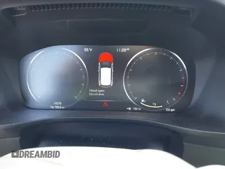 2022 Volvo XC40 R-Design with VIN YV4162UM1N2739706, listed as a IAAI auction lot 42193001 with 15,579 mi miles and . Bid and sale history available at DreamBid. Image 7.