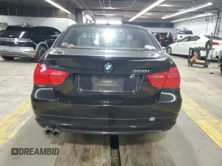 2011 BMW 3 Series 328i with VIN WBAPH7G56BNN04041, listed as a Copart auction lot 62428255 with 142,486 mi miles and Clean title. Bid and sale history available at DreamBid. Image 6.